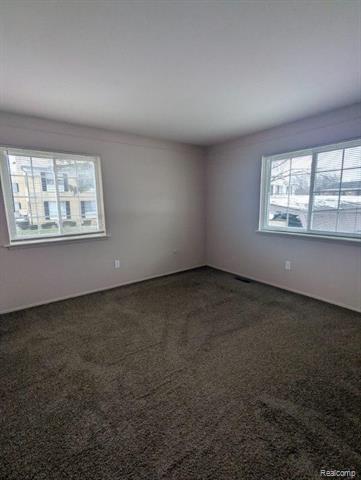 Builiding view eighteen for 29181 Hayes, Warren, MI. 48088