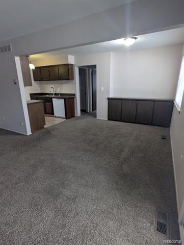 Builiding view nine for 29181 Hayes, Warren, MI. 48088