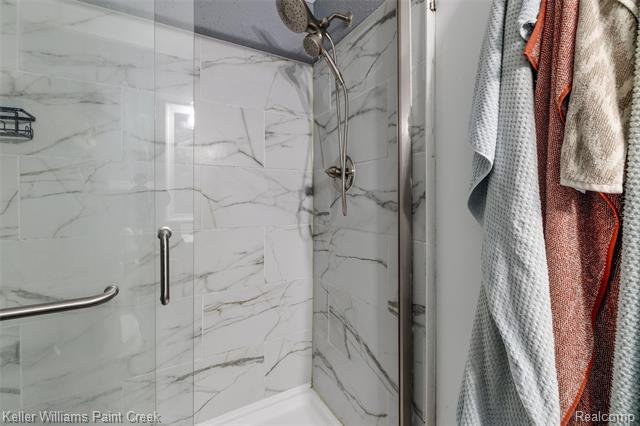 Builiding view seventeen for 29143 Dover, Warren, MI. 48088