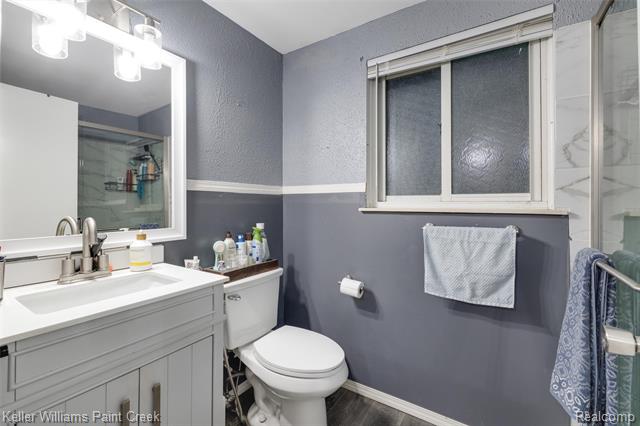 Builiding view sixteen for 29143 Dover, Warren, MI. 48088