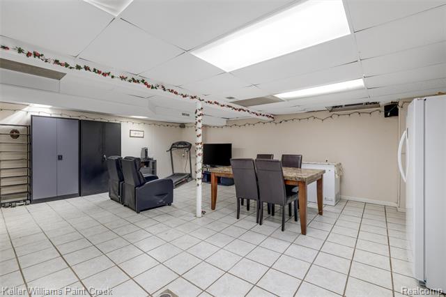 Builiding view twenty six for 29143 Dover, Warren, MI. 48088