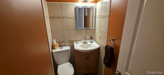 Builiding view eight for 4832 Muriel, Warren, MI. 48092