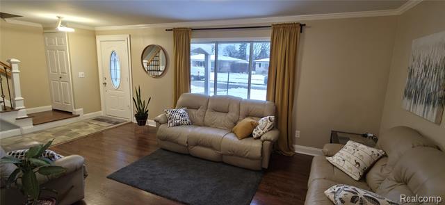 Builiding view two for 4832 Muriel, Warren, MI. 48092