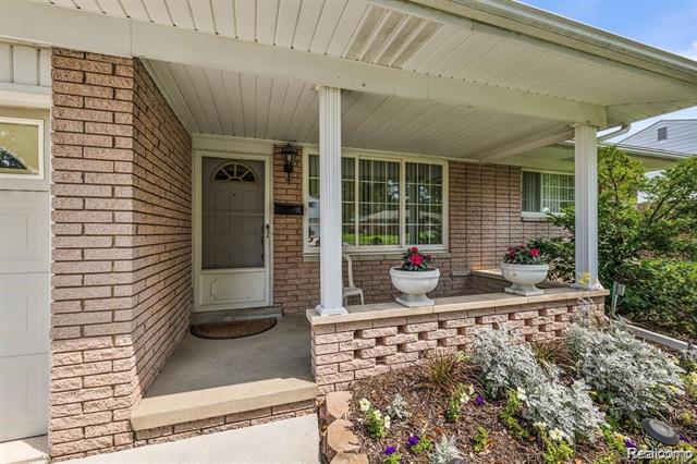 Builiding view one for 30232 Austin, Warren, MI. 48092