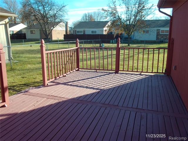 Builiding view eleven for 16682 Eastland, Roseville, MI. 48066