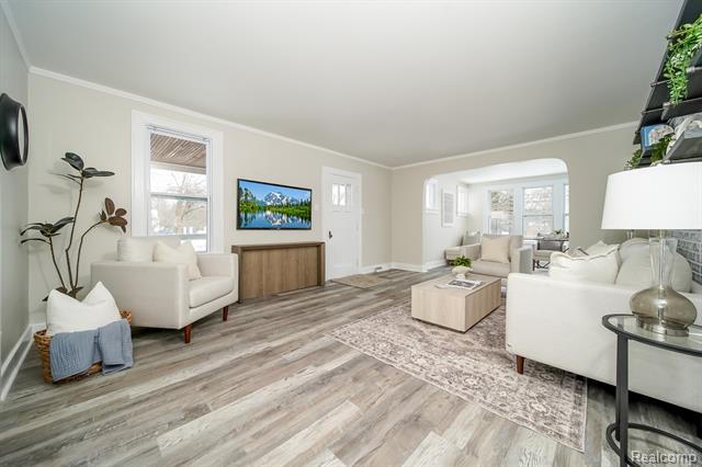 Builiding view eight for 21115 East, Southfield, MI. 48033