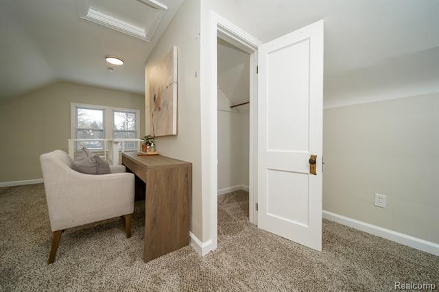 Builiding view forty nine for 21115 East, Southfield, MI. 48033