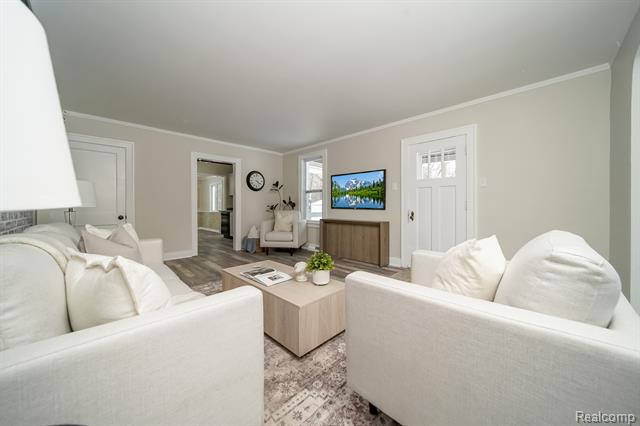 Builiding view nine for 21115 East, Southfield, MI. 48033