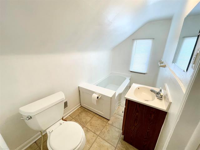 Builiding view eleven for 12531 Common, Warren, MI. 48093