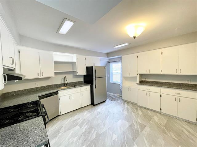 Builiding view three for 12531 Common, Warren, MI. 48093