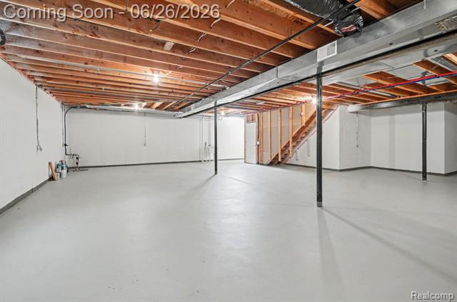 Builiding view eighteen for 30268 Berghway, Warren, MI. 48092