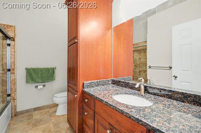 Builiding view fifteen for 30268 Berghway, Warren, MI. 48092