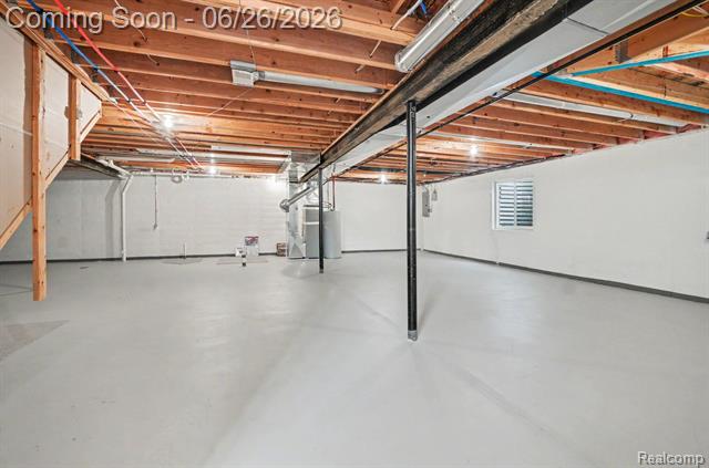 Builiding view seventeen for 30268 Berghway, Warren, MI. 48092
