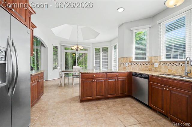 Builiding view ten for 30268 Berghway, Warren, MI. 48092