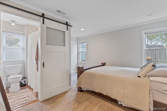 Builiding view seventeen for 22913 Lake, Saint Clair Shores, MI. 48082