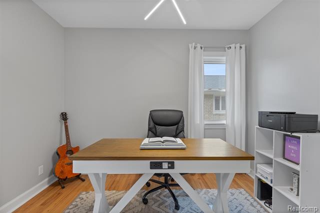 Builiding view twelve for 22913 Lake, Saint Clair Shores, MI. 48082