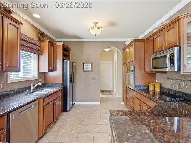 Builiding view fifteen for 30161 Trailwood, Warren, MI. 48092