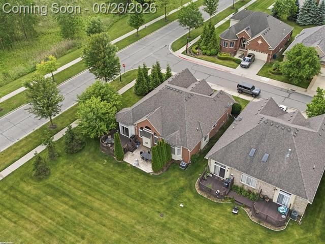 Builiding view fifty one for 30161 Trailwood, Warren, MI. 48092