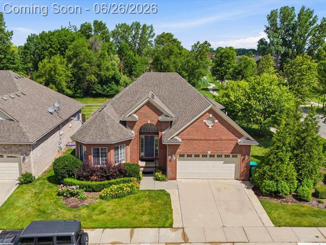 Builiding view five for 30161 Trailwood, Warren, MI. 48092