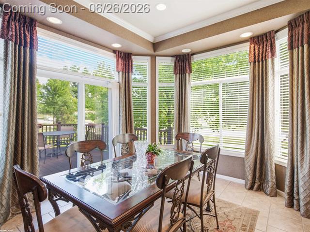 Builiding view twenty one for 30161 Trailwood, Warren, MI. 48092