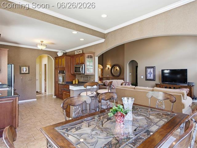 Builiding view twenty three for 30161 Trailwood, Warren, MI. 48092