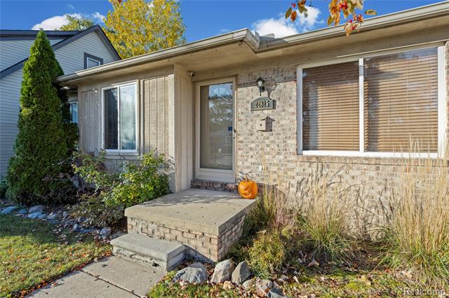 Builiding view one for 22815 Furton, Saint Clair Shores, MI. 48082