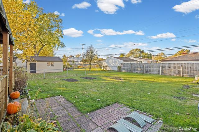 Builiding view twenty one for 22815 Furton, Saint Clair Shores, MI. 48082