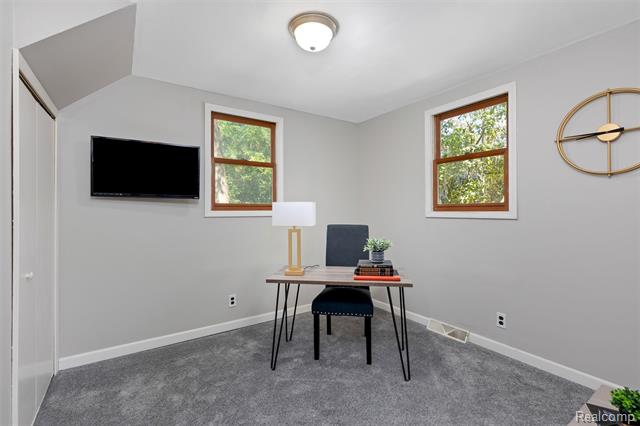 Builiding view twelve for 21326 Flanders, Farmington, MI. 48335