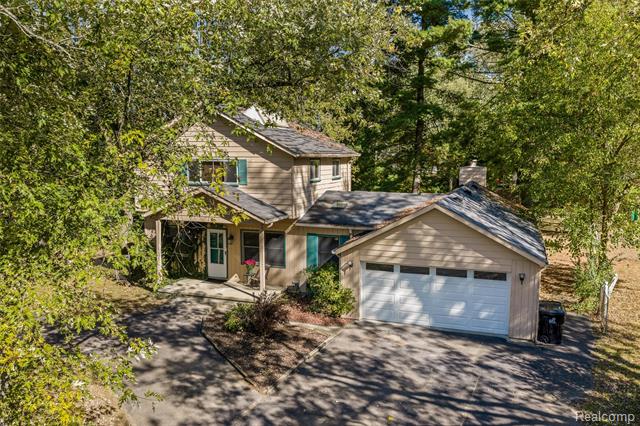 Builiding view twenty three for 21326 Flanders, Farmington, MI. 48335