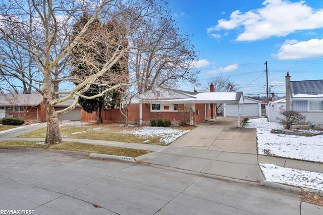 Builiding view four for 30248 Rosebriar, Saint Clair Shores, MI. 48082