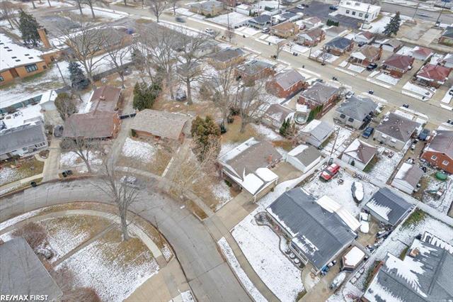 Builiding view seven for 30248 Rosebriar, Saint Clair Shores, MI. 48082