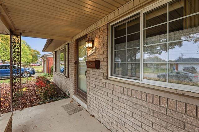 Builiding view one for 11220 Canterbury, Warren, MI. 48093