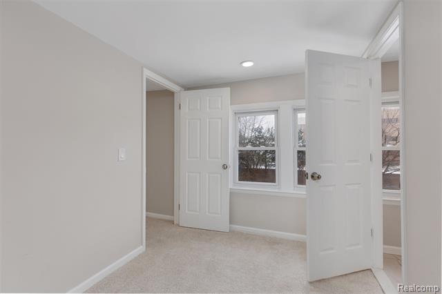 Builiding view four for 21305 Oxford, Farmington, MI. 48336