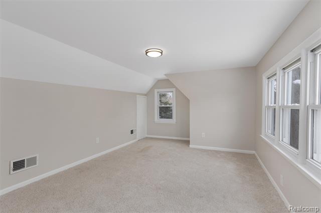 Builiding view one for 21305 Oxford, Farmington, MI. 48336