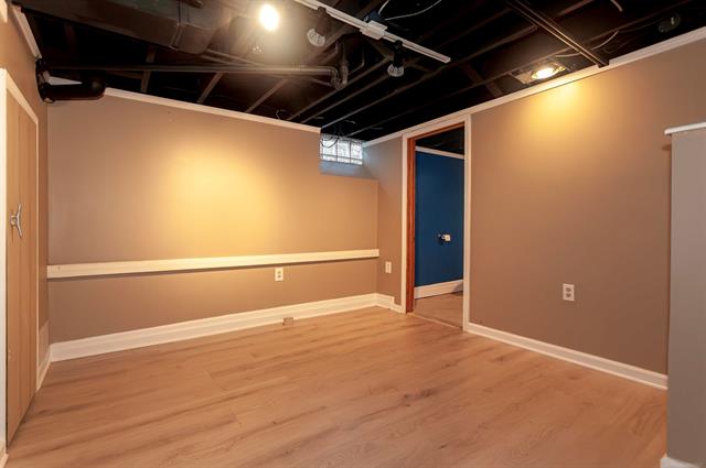 Builiding view thirty five for 30214 Jefferson, Saint Clair Shores, MI. 48082