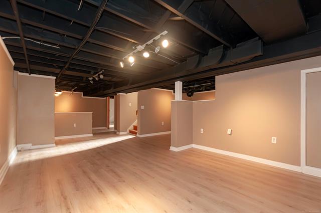 Builiding view thirty two for 30214 Jefferson, Saint Clair Shores, MI. 48082