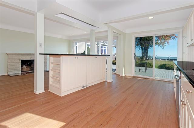 Builiding view twelve for 30214 Jefferson, Saint Clair Shores, MI. 48082