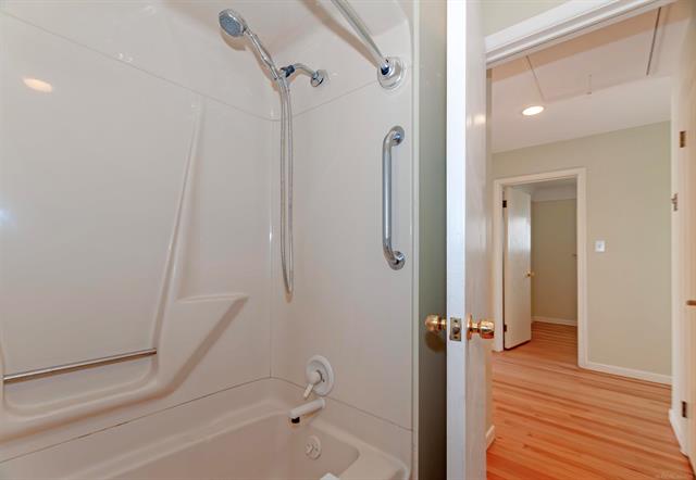 Builiding view twenty two for 30214 Jefferson, Saint Clair Shores, MI. 48082