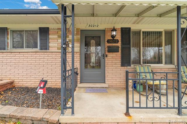 Builiding view five for 30212 Greater Mack, Saint Clair Shores, MI. 48082