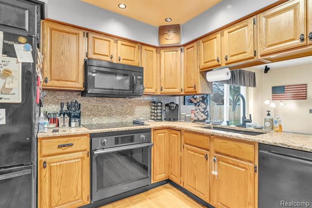 Builiding view twelve for 30212 Greater Mack, Saint Clair Shores, MI. 48082