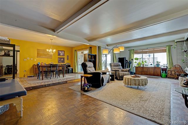 Builiding view thirteen for 8704 Edna, Warren, MI. 48093