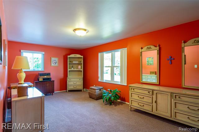 Builiding view forty one for 30607 Lorraine, Warren, MI. 48093