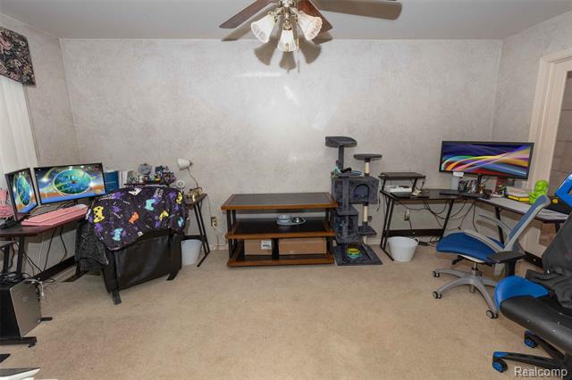 Builiding view nine for 30988 Moroso, Warren, MI. 48088