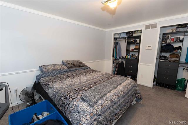 Builiding view thirteen for 30988 Moroso, Warren, MI. 48088