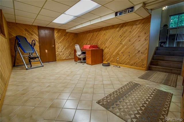 Builiding view eleven for 4519 Reader, Warren, MI. 48092