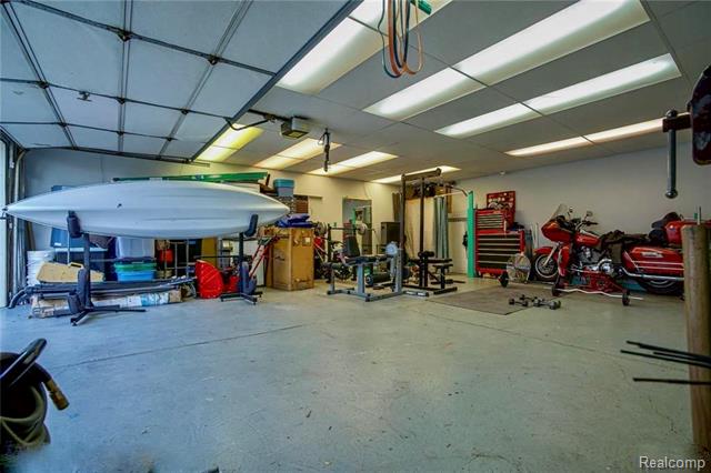 Builiding view fifteen for 4519 Reader, Warren, MI. 48092