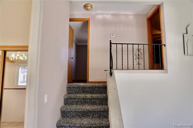 Builiding view five for 4519 Reader, Warren, MI. 48092