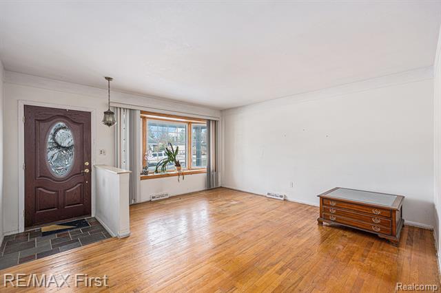 Builiding view four for 31040 Champine, Saint Clair Shores, MI. 48082