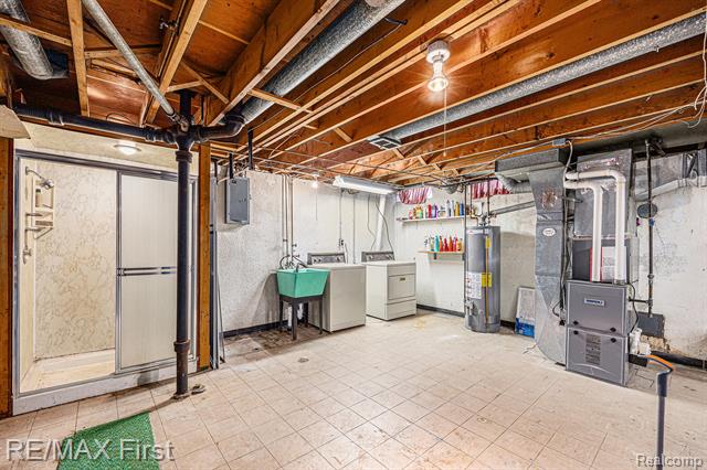 Builiding view seventeen for 31040 Champine, Saint Clair Shores, MI. 48082