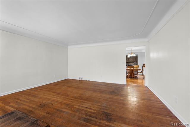 Builiding view two for 8718 Binney, Warren, MI. 48093